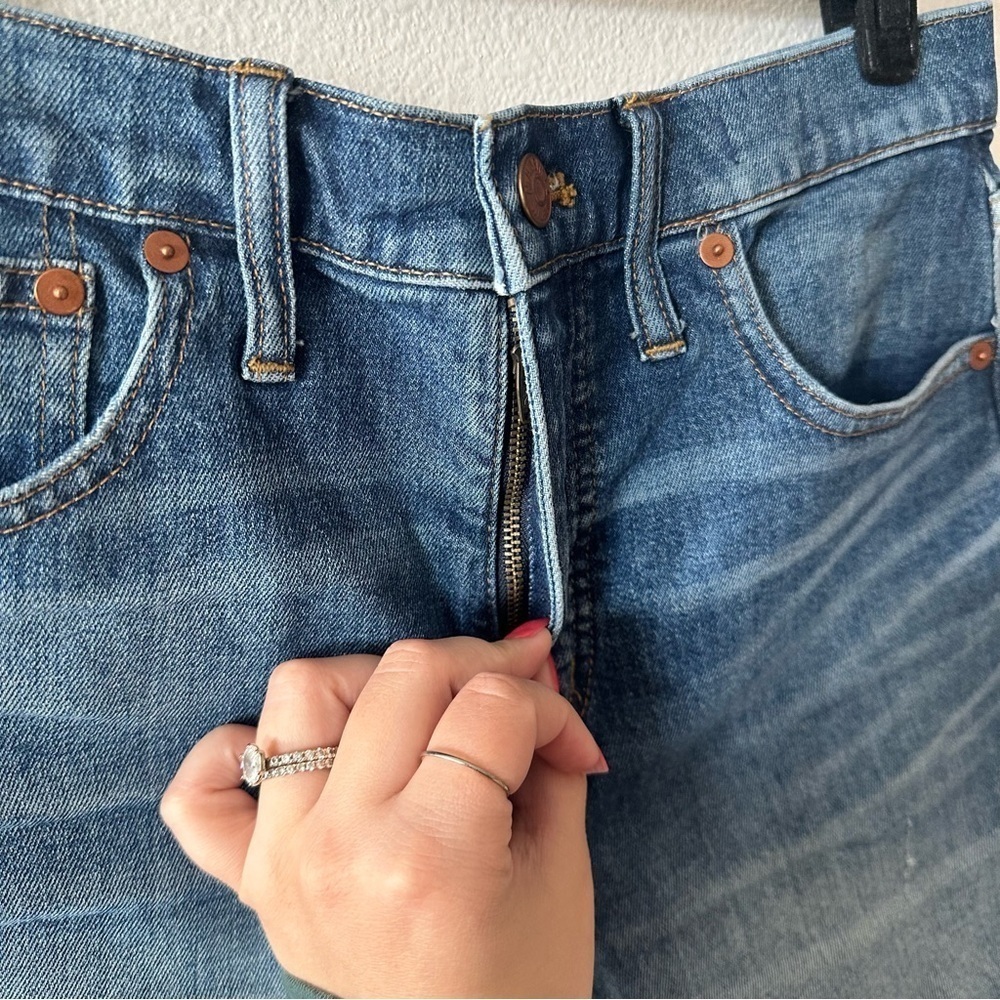 madewell high-rise denim cutoff shorts in glenoaks wash - Picture 6 of 12